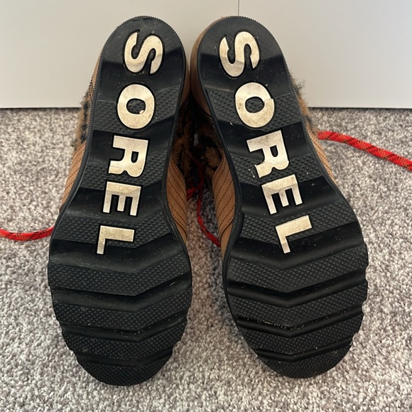 Sorel Lexie Faux Fur leopard print lace up boot womens size 8 - Picture 6 of 6